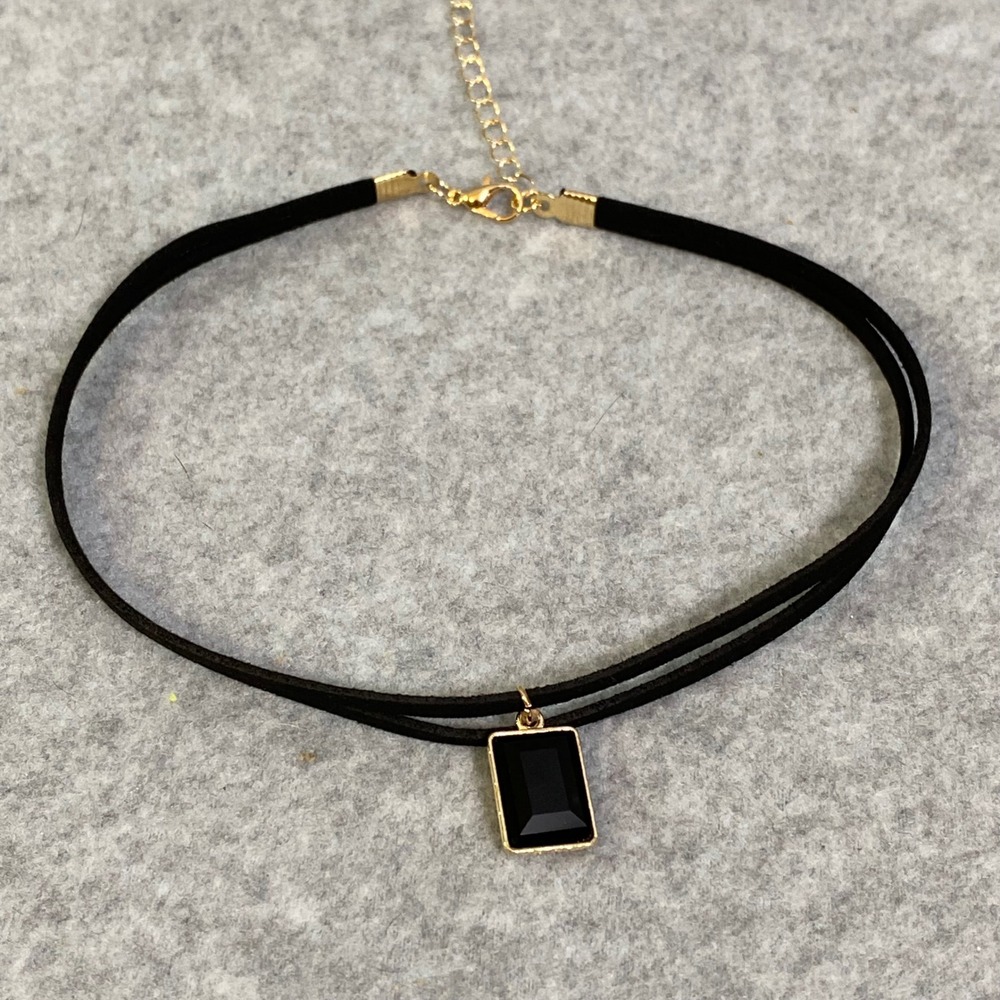 Choker Necklace Womens Black Faux Suede Rectangle Gold Pendant Goth Retro New